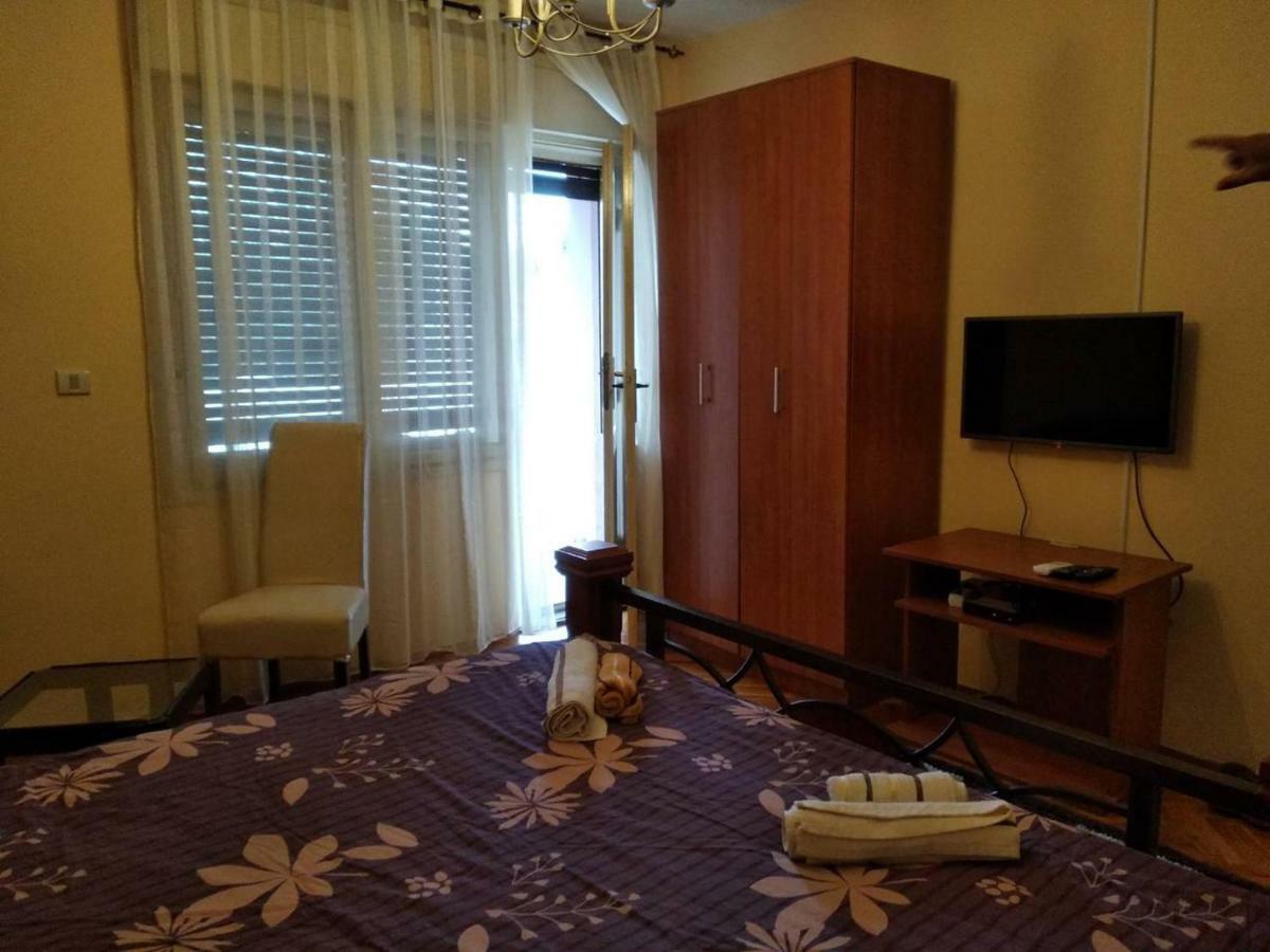 Sweet Dream Rooms Podgorica Exteriör bild